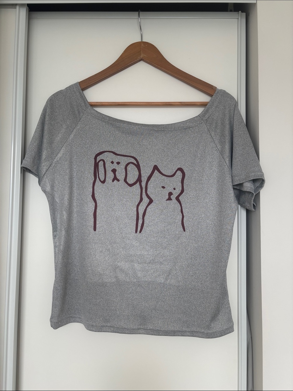 Off-Shoulder Comfy and Stretchy Cat & Dog Graphic Tee